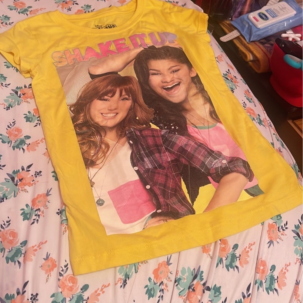 Shake it up T-shirt, kids T-shirt, size medium, 78